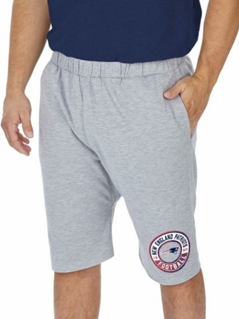 Zubaz Men's New England Patriots Raw Hem Cut-Off Fleece Shorts M L 2XL - L